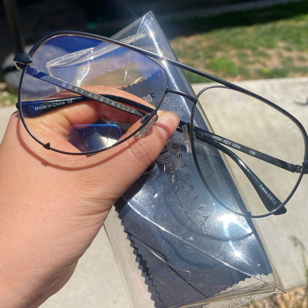 Quay Australia Black Aviator Glasses
